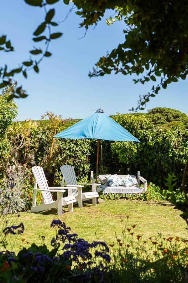 Guinea Fowl House Hotel Kommetjie Exterior photo